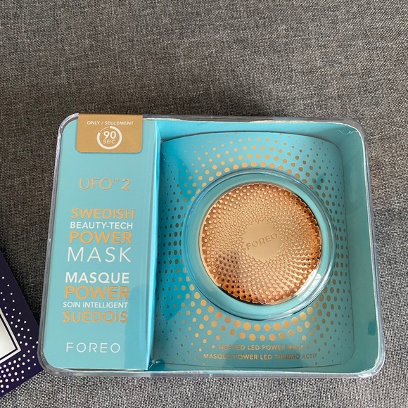 FOREO UFO 2 with masks - Picture 1 of 10